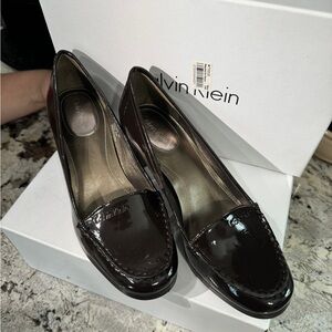 Calvin Klein preppy office shoes medium heel size 6